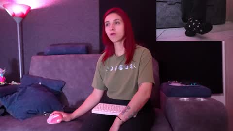 Agata Collinss online show from 11.02.25