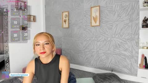 Agatadelphine online show from 02.04.26