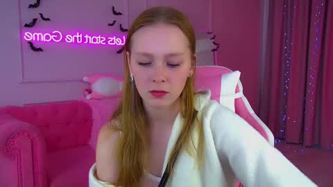 Snapshot of agatafoxley chatting on 11.03.25 AgataFoxley online show from 11.03.25