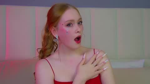 Snapshot of agatafoxley chatting on 11.12.25 AgataFoxley online show from 11.12.25