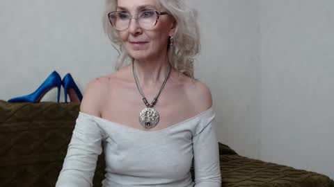 Snapshot of agatha_moore_ chatting on 01.21.25 Agatha online show from 01.21.25