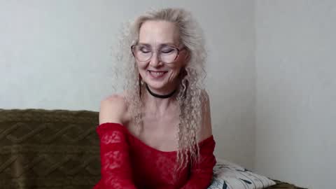 Snapshot of agatha_moore_ chatting on 01.27.25 Agatha online show from 01.27.25