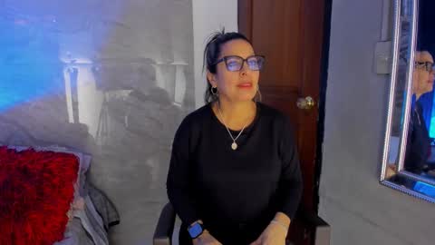 Snapshot of agatha_pleasure chatting on 10.17.25 agatha_pleasure online show from 10.17.25