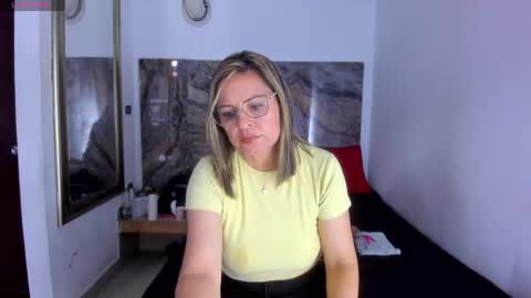 Snapshot of agatha_pleasure chatting on 06.03.26 agatha_pleasure online show from 06.03.26