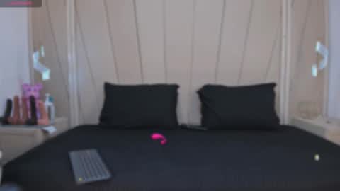 Agatha Steel online show from 10.21.25