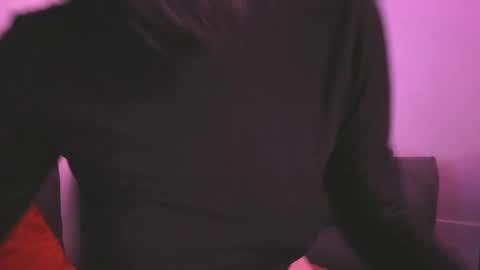 Camila     2 online show from 02.01.25