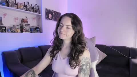 Snapshot of agathaa_ks_ chatting on 06.26.26 Camila 2 online show from 06.26.26