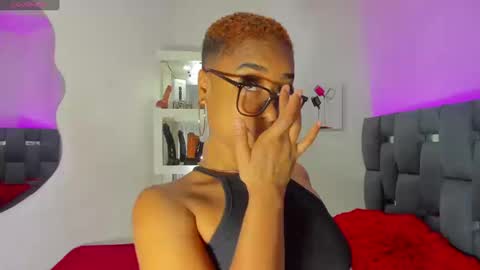 Snapshot of agathablade chatting on 03.12.26 Agatha online show from 03.12.26