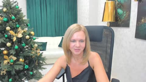 Agatha online show from 12.10.24