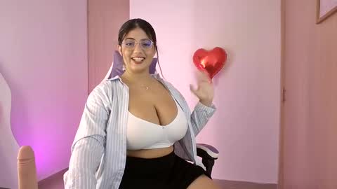 Agatha Owens online show from 09.25.25