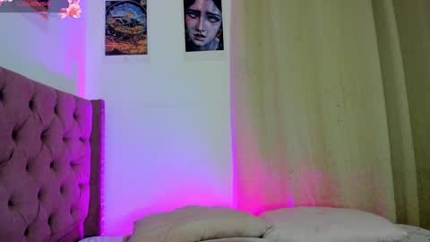 Snapshot of agathauwuart chatting on 01.30.25 Agatha online show from 01.30.25