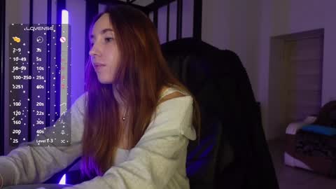 Snapshot of agelina_summer chatting on 01.26.25 Agelina Lilly Laura online show from 01.26.25