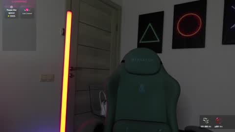 Snapshot of agelina_summer chatting on 09.09.25 Agelina Lilly Laura online show from 09.09.25