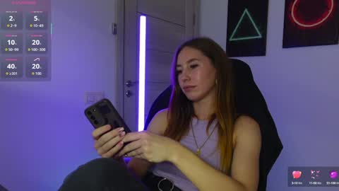 Snapshot of agelina_summer chatting on 09.16.25 Agelina Lilly Laura online show from 09.16.25