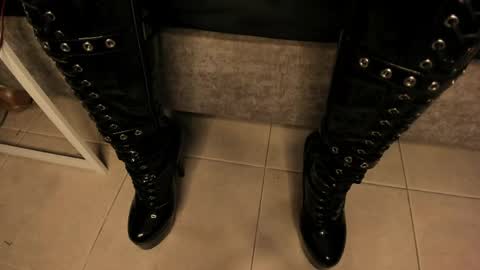 agnes_jones online show from 05.17.26