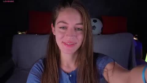 agnes wells online show from 06.15.26