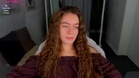 agnes wells online show from 07.26.26