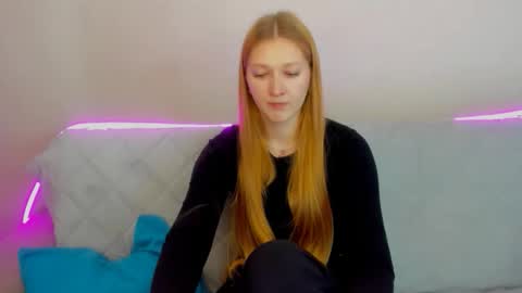 AgnesArden online show from 10.26.25