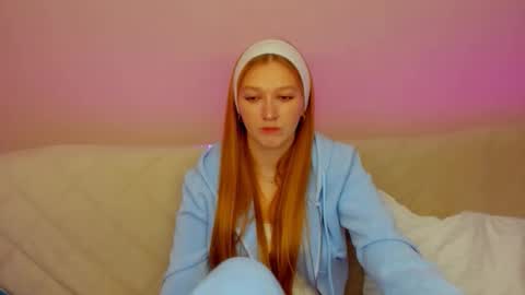 AgnesArden online show from 11.06.25