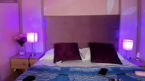 agnesrocuzzo online show from 10.06.25