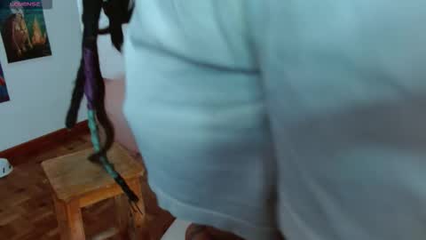 Snapshot of agness_6 chatting on 10.19.25 Agness online show from 10.19.25