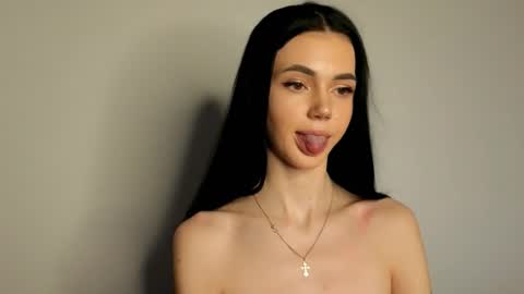 agness_leas online show from 03.18.26