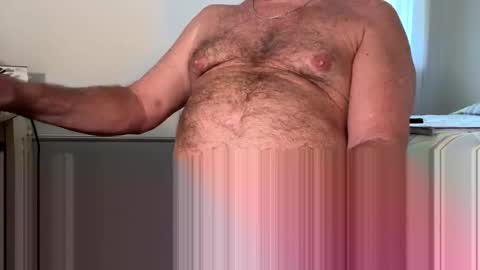 Snapshot of agr8hornetode chatting on 10.01.25 Great Horny  Toad online show from 10.01.25