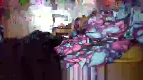 Snapshot of aguahot2 chatting on 10.07.25 agua online show from 10.07.25