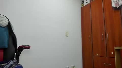 Snapshot of aguslover chatting on 11.26.25 Agustin online show from 11.26.25