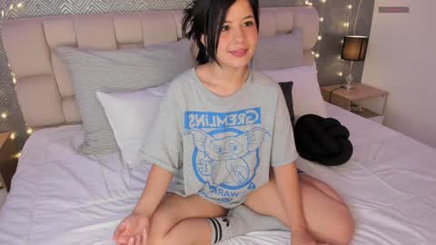 Ahmara  online show from 01.14.25