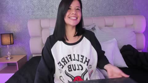 Ahmara  online show from 01.27.25