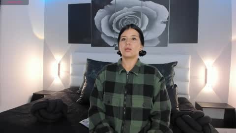 Ahmara  online show from 09.25.25