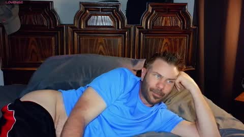 Blue Eyed Handsome Man online show from 03.21.26