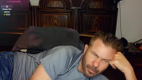 Blue Eyed Handsome Man online show from 03.27.26