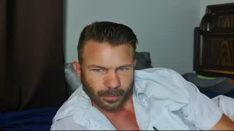 Snapshot of ahardman10 chatting on 07.08.26 Blue Eyed Handsome Man online show from 07.08.26