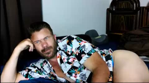 Snapshot of ahardman10 chatting on 07.18.26 Blue Eyed Handsome Man online show from 07.18.26