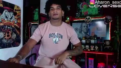 Snapshot of aharon_sexo1 chatting on 11.03.25 Aharon Zamora online show from 11.03.25