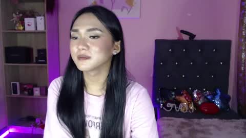 Snapshot of ahmrigrande chatting on 12.23.24 Ahmri online show from 12.23.24