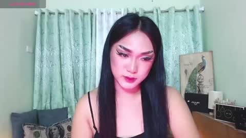 Snapshot of ahmrigrande chatting on 02.05.25 Ahmri online show from 02.05.25