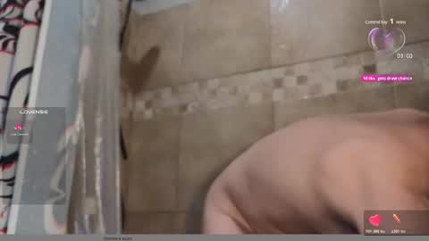 Snapshot of aholevibe chatting on 11.23.25 Jay online show from 11.23.25