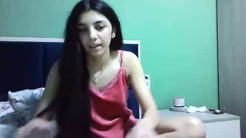 Snapshot of ahotkitty18 chatting on 12.21.24 Selena online show from 12.21.24