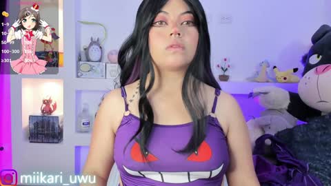 Snapshot of ahri_elderwood chatting on 02.09.25 Ahri help me get to 100  online show from 02.09.25