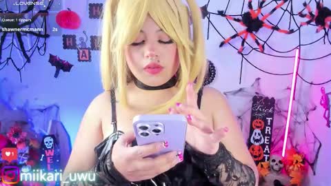 Snapshot of ahri_elderwood chatting on 10.25.25 Ahri help me get to 100  online show from 10.25.25