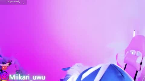 Snapshot of ahri_elderwood chatting on 01.13.26 Ahri help me get to 100 online show from 01.13.26