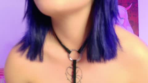 Snapshot of ahri_ossuri chatting on 12.31.24 ahri online show from 12.31.24