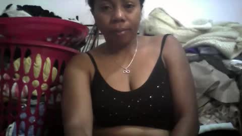 Aicha boobs online show from 05.18.26