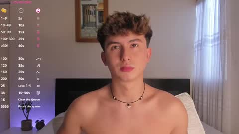 Snapshot of aidan_hale chatting on 12.01.24 A H online show from 12.01.24