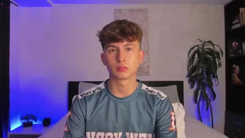 Snapshot of aidan_hale chatting on 02.02.25 A H online show from 02.02.25