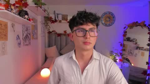 Snapshot of aidan_hale chatting on 11.16.25 A H online show from 11.16.25