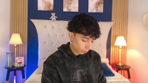 Snapshot of aiden_rivers_ chatting on 07.23.26 Aiden online show from 07.23.26